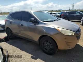 2011 Hyundai Tucson GL z VIN KM8JT3AB7BU200443, wystawiony jako Copart lot #69025884 z przebiegiem 186 588 mil mil oraz Czysty tytuł • Clean title. Historia ofert i sprzedaży dostępna na DreamBid. Obrazek 4.