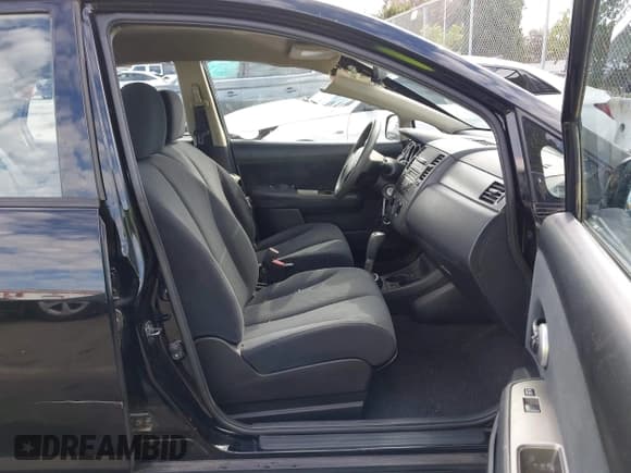 ✅ 2011 Nissan Versa S • VIN: 3N1BC1AP5BL456912 • Лот: 43436191. Опубликован ранее на IAAI с пробегом 102 091 миль. Бесплатный доступ к архиву аукционных продаж из США и подробный отчёт об истории автомобиля на DreamBid. Изображение 5.