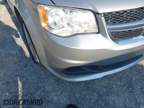 ✅ 2015 Dodge Grand Caravan SXT • VIN: 2C4RDGCG5FR733575 • Lot: 42647763. Wystawiony na IAAI z przebiegiem 279 285 mil. Bezpłatny archiwum sprzedaży aukcyjnych z USA i szczegółowy raport historii pojazdu na DreamBid. Zdjęcie 15.