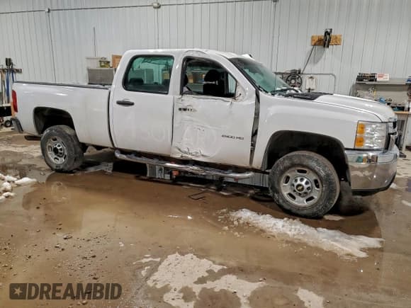✅ 2013 Chevrolet Silverado 2500HD LT • VIN: 1GC1KVEGXDF173013 • Lot: 93878885. Listed on Copart with 151,044 mi. Free auction sales archive from the USA and detailed vehicle history report at DreamBid. Image 4.