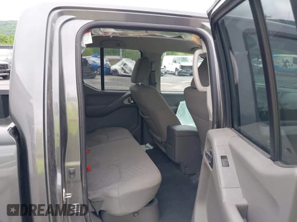 ✅ 2019 Nissan Frontier SV • VIN: 1N6AD0EV0KN713030 • Lot: 42225298. Listed on IAAI with 51,953 mi. Free auction sales archive from the USA and detailed vehicle history report at DreamBid. Image 8.