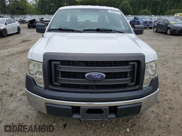 ✅ 2014 Ford F-150 XL • VIN: 1FTFX1CF0EFC64030 • Lot: 72036775. Listed on Copart with 109,798 mi. Free auction sales archive from the USA and detailed vehicle history report at DreamBid. Image 5.