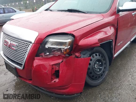 ✅ 2013 GMC Terrain Denali • VIN: 2GKFLZE3XD6228274 • Lot: 43696210. Listed on IAAI with 174,835 mi. Free auction sales archive from the USA and detailed vehicle history report at DreamBid. Image 6.