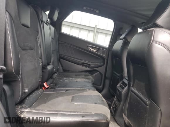 ✅ 2021 Ford Edge ST • VIN: 2FMPK4AP3MBA51620 • Lot: 53084815. Wystawiony na Copart z przebiegiem Nie podano. Bezpłatny archiwum sprzedaży aukcyjnych z USA i szczegółowy raport historii pojazdu na DreamBid. Zdjęcie 11.