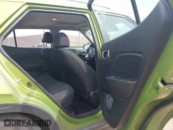 ✅ 2024 Hyundai Venue SEL • VIN: KMHRC8A37RU311612 • Lot: 42026361. Listed on IAAI with 19,448 mi. Free auction sales archive from the USA and detailed vehicle history report at DreamBid. Image 8.