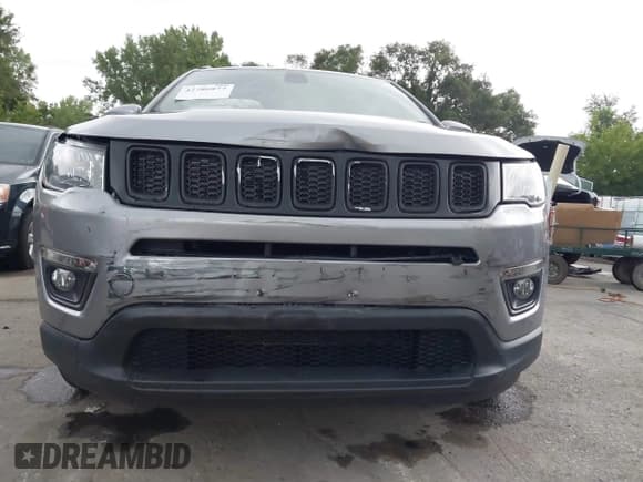 ✅ 2019 Jeep Compass Latitude • VIN: 3C4NJCBB2KT755918 • Лот: 42786877. Опубликован ранее на IAAI с пробегом 64 200 миль. Бесплатный доступ к архиву аукционных продаж из США и подробный отчёт об истории автомобиля на DreamBid. Изображение 6.