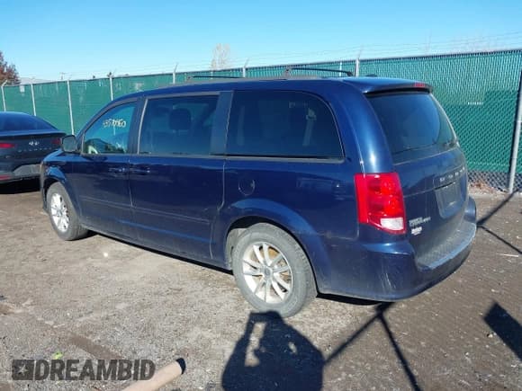 ✅ 2016 Dodge Grand Caravan SXT • VIN: 2C4RDGCG5GR225172 • Lot: 43570460. Listed on IAAI with 117,683 mi. Free auction sales archive from the USA and detailed vehicle history report at DreamBid. Image 3.