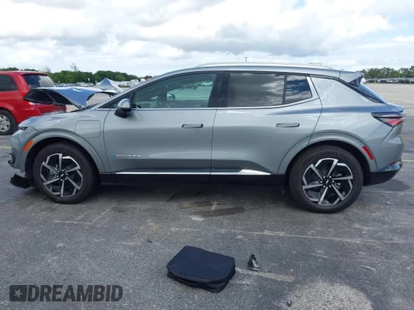 ✅ 2025 Chevrolet Equinox EV LT2 • VIN: 3GN7DNRP6SS227213 • Lot: 43361362. Listed on IAAI with 697 mi. Free auction sales archive from the USA and detailed vehicle history report at DreamBid. Image 15.