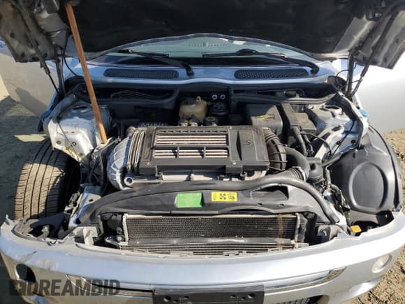 ✅ 2006 MINI Hardtop S • VIN: WMWRE33506TJ35842 • Lot: 60840275. Listed on Copart with 92,489 mi. Free auction sales archive from the USA and detailed vehicle history report at DreamBid. Image 11.