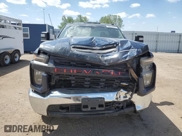 ✅ 2022 Chevrolet Silverado 2500HD Work Truck • VIN: 1GC5YLEY1NF249667 • Lot: 56693675. Wystawiony na Copart z przebiegiem 181 429 mil. Bezpłatny archiwum sprzedaży aukcyjnych z USA i szczegółowy raport historii pojazdu na DreamBid. Zdjęcie 5.