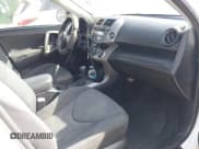 ✅ 2007 Toyota RAV4 Sport • VIN: JTMBK32V676013209 • Lot: 43617615. Wystawiony na IAAI z przebiegiem 190 522 mil. Bezpłatny archiwum sprzedaży aukcyjnych z USA i szczegółowy raport historii pojazdu na DreamBid. Zdjęcie 5.