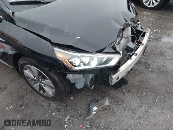 ✅ 2019 Hyundai Ioniq Limited • VIN: KMHC75LD5KU162959 • Lot: 41081074. Wystawiony na IAAI z przebiegiem 80 014 mil. Bezpłatny archiwum sprzedaży aukcyjnych z USA i szczegółowy raport historii pojazdu na DreamBid. Zdjęcie 6.