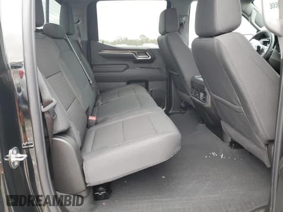 ✅ 2024 Chevrolet Silverado 1500 RST • VIN: 1GCUDEED5RZ397373 • Лот: 51475555. Опубликован ранее на Copart с пробегом 10 224 миль. Бесплатный доступ к архиву аукционных продаж из США и подробный отчёт об истории автомобиля на DreamBid. Изображение 11.