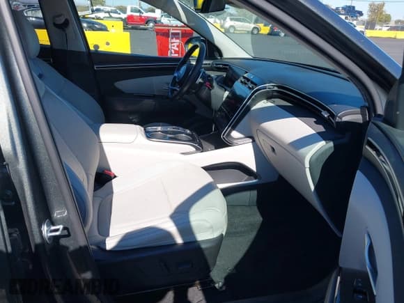 ✅ 2022 Hyundai Tucson Limited • VIN: 5NMJECAE7NH030363 • Lot: 43475375. Listed on IAAI with 54,913 mi. Free auction sales archive from the USA and detailed vehicle history report at DreamBid. Image 5.