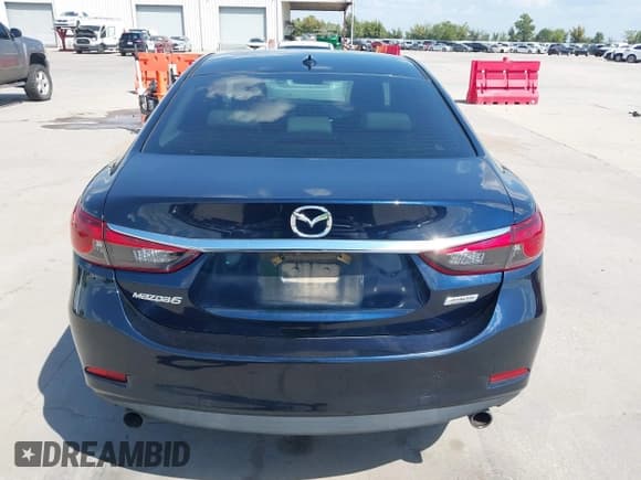 ✅ 2016 Mazda 6 i Touring • VIN: JM1GJ1V50G1455151 • Лот: 43320711. Опубликован ранее на IAAI с пробегом 207 987 миль. Бесплатный доступ к архиву аукционных продаж из США и подробный отчёт об истории автомобиля на DreamBid. Изображение 16.