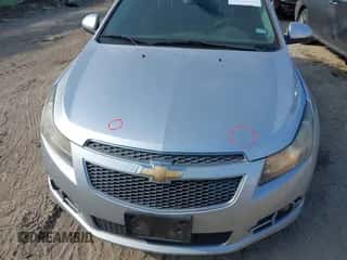 2014 Chevrolet Cruze 1LT с VIN 1G1PC5SB7E7463830, выставлен на аукционе IAAI как лот 43481009 с пробегом 102 495 миль миль и . История ставок и продаж доступна на DreamBid. Изображение 6.