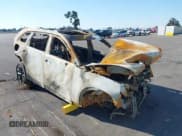 ✅ 2024 Mazda CX-90 Premium • VIN: JM3KKDHA7R1102966 • Lot: 43482957. Wystawiony na IAAI z przebiegiem Nie podano. Bezpłatny archiwum sprzedaży aukcyjnych z USA i szczegółowy raport historii pojazdu na DreamBid. Zdjęcie 1.