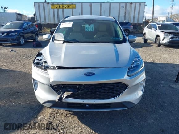 ✅ 2020 Ford Escape Titanium • VIN: 1FMCU9J91LUB17579 • Lot: 43718553. Listed on IAAI with 54,060 mi. Free auction sales archive from the USA and detailed vehicle history report at DreamBid. Image 6.