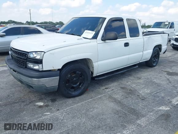 ✅ 2007 Chevrolet Silverado 1500 Work Truck • VIN: 1GCEC19X87Z119634 • Lot: 42059119. Listed on IAAI with 231,318 mi. Free auction sales archive from the USA and detailed vehicle history report at DreamBid. Image 2.