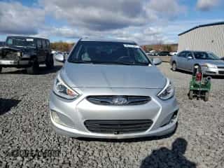 ✅ 2014 Hyundai Accent GLS • VIN: KMHCU4AE9EU609845 • Lot: 89707365. Wystawiony na Copart z przebiegiem 72 923 mil. Bezpłatny archiwum sprzedaży aukcyjnych z USA i szczegółowy raport historii pojazdu na DreamBid. Zdjęcie 5.
