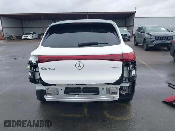 ✅ 2023 Mercedes-Benz EQS 450 • VIN: 4JGDM2EB9PA026947 • Lot: 41560054. Listed on IAAI with 19,895 mi. Free auction sales archive from the USA and detailed vehicle history report at DreamBid. Image 17.