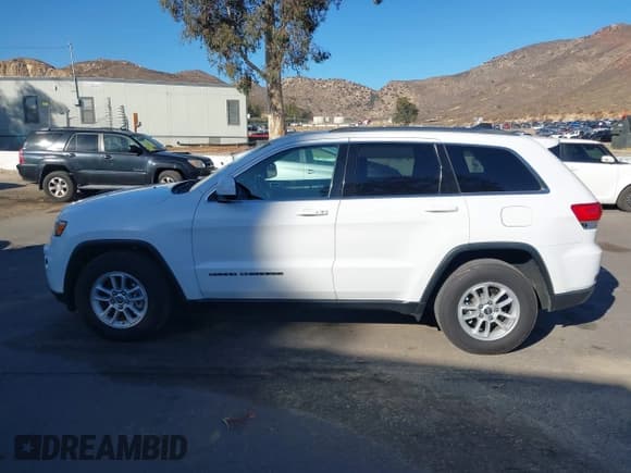 ✅ 2019 Jeep Grand Cherokee Upland • VIN: 1C4RJEAG8KC752124 • Lot: 43416611. Listed on IAAI with 69,611 mi. Free auction sales archive from the USA and detailed vehicle history report at DreamBid. Image 14.