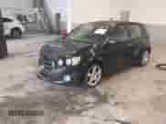 2016 Chevrolet Sonic LTZ с VIN 1G1JE6SB3G4150803, выставлен на аукционе IAAI как лот 42007951 с пробегом 124 811 миль миль и . История ставок и продаж доступна на DreamBid. Изображение 2.