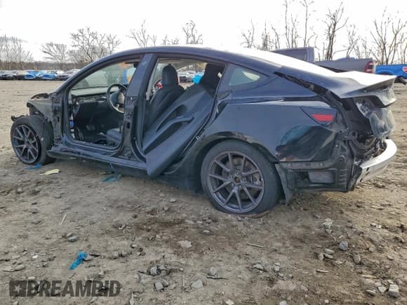 ✅ 2021 Tesla Model 3 Standard Range Plus • VIN: 5YJ3E1EA4MF859301 • Lot: 96039695. Wystawiony na Copart z przebiegiem Nie podano. Bezpłatny archiwum sprzedaży aukcyjnych z USA i szczegółowy raport historii pojazdu na DreamBid. Zdjęcie 2.