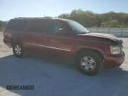 ✅ 2010 Chevrolet Suburban LT • VIN: 1GNUKJE39AR237515 • Lot: 72458554. Wystawiony na Copart z przebiegiem 172 949 mil. Bezpłatny archiwum sprzedaży aukcyjnych z USA i szczegółowy raport historii pojazdu na DreamBid. Zdjęcie 4.