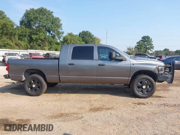 2008 Dodge 1500 SLT with VIN 3D7KS19D88G180338, listed as a IAAI auction lot 43262969 with 175,527 mi miles and . Bid and sale history available at DreamBid. Image 13.