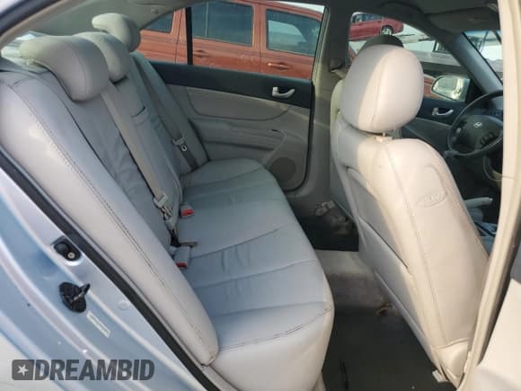 ✅ 2008 Hyundai Sonata SE • VIN: 5NPEU46C68H346958 • Лот: 77487924. Опубликован ранее на Copart с пробегом Не указан. Бесплатный доступ к архиву аукционных продаж из США и подробный отчёт об истории автомобиля на DreamBid. Изображение 10.