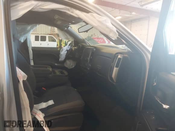 2018 Chevrolet Silverado 1500 LT z VIN 1GCVKREC6JZ298381, wystawiony jako IAAI lot #43383942 z przebiegiem 101 454 mil mil oraz . Historia ofert i sprzedaży dostępna na DreamBid. Obrazek 5.