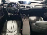 ✅ 2021 Lexus UX 250h F Sport • VIN: JTHR9JBHXM2046000 • Lot: 70712415. Wystawiony na Copart z przebiegiem 13 014 mil. Bezpłatny archiwum sprzedaży aukcyjnych z USA i szczegółowy raport historii pojazdu na DreamBid. Zdjęcie 8.