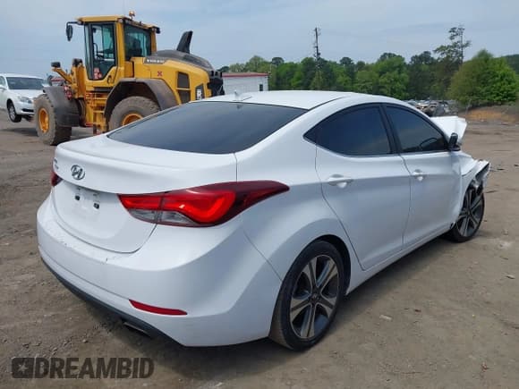 ✅ 2015 Hyundai Elantra Sport • VIN: KMHDH4AH6FU322211 • Lot: 41969375. Listed on IAAI with 111,211 mi. Free auction sales archive from the USA and detailed vehicle history report at DreamBid. Image 4.