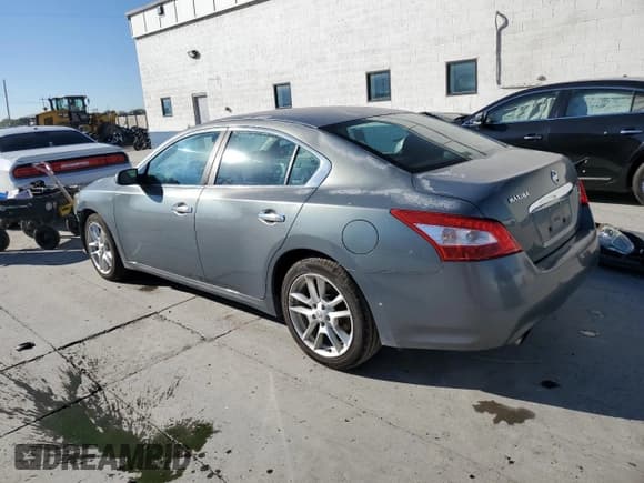 ✅ 2009 Nissan Maxima SV • VIN: 1N4AA51EX9C840989 • Lot: 82228005. Wystawiony na Copart z przebiegiem 148 318 mil. Bezpłatny archiwum sprzedaży aukcyjnych z USA i szczegółowy raport historii pojazdu na DreamBid. Zdjęcie 2.