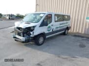 ✅ 2017 Ford Transit XL • VIN: 1FBZX2ZM6HKA10816 • Lot: 42393943. Wystawiony na IAAI z przebiegiem 41 939 mil. Bezpłatny archiwum sprzedaży aukcyjnych z USA i szczegółowy raport historii pojazdu na DreamBid. Zdjęcie 2.