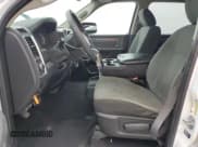 ✅ 2021 Ram 1500 SLT • VIN: 1C6RR6LG2MS530285 • Lot: 59726775. Wystawiony na Copart z przebiegiem 84 188 mil. Bezpłatny archiwum sprzedaży aukcyjnych z USA i szczegółowy raport historii pojazdu na DreamBid. Zdjęcie 7.