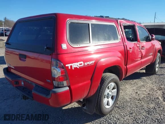 ✅ 2014 Toyota Tacoma • VIN: 5TFLU4EN5EX084179 • Лот: 41398902. Опубликован ранее на IAAI с пробегом 93 890 миль. Бесплатный доступ к архиву аукционных продаж из США и подробный отчёт об истории автомобиля на DreamBid. Изображение 4.