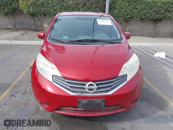 ✅ 2014 Nissan Note S • VIN: 3N1CE2CP5EL385359 • Lot: 41400657. Wystawiony na IAAI z przebiegiem 82 801 mil. Bezpłatny archiwum sprzedaży aukcyjnych z USA i szczegółowy raport historii pojazdu na DreamBid. Zdjęcie 12.