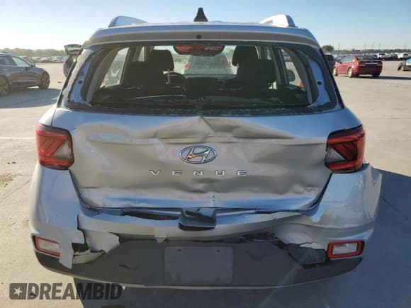 ✅ 2022 Hyundai Venue Limited • VIN: KMHRC8A38NU187084 • Lot: 80622684. Listed on Copart with 57,600 mi. Free auction sales archive from the USA and detailed vehicle history report at DreamBid. Image 6.