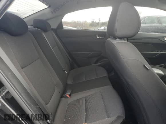 2020 Hyundai Accent SE z VIN 3KPC24A60LE112598, wystawiony jako Copart lot #49506554 z przebiegiem 54 785 mil mil oraz . Historia ofert i sprzedaży dostępna na DreamBid. Obrazek 10.