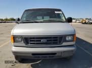 ✅ 2005 Ford Econoline Passenger XL • VIN: 1FBNE31L85HB00491 • Lot: 81552165. Wystawiony na Copart z przebiegiem 171 255 mil. Bezpłatny archiwum sprzedaży aukcyjnych z USA i szczegółowy raport historii pojazdu na DreamBid. Zdjęcie 5.