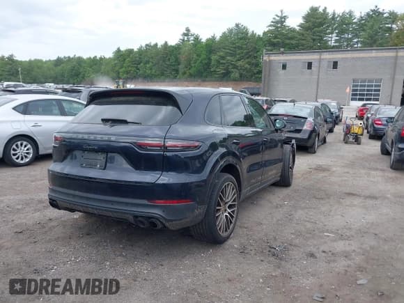 ✅ 2023 Porsche Cayenne • VIN: WP1AA2AY4PDA04443 • Лот: 42356928. Опубликован ранее на IAAI с пробегом 29 630 миль. Бесплатный доступ к архиву аукционных продаж из США и подробный отчёт об истории автомобиля на DreamBid. Изображение 4.