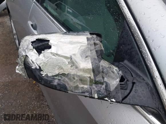 2017 Chevrolet Malibu LT с VIN 1G1ZE5ST4HF196815, выставлен на аукционе IAAI как лот 43521500 с пробегом 109 177 миль миль и . История ставок и продаж доступна на DreamBid. Изображение 18.