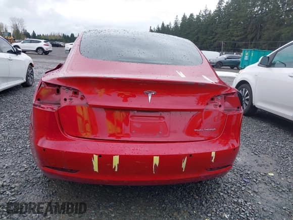 ✅ 2018 Tesla Model 3 Long Range Battery • VIN: 5YJ3E1EB2JF087823 • Lot: 41903609. Wystawiony na IAAI z przebiegiem 69 749 mil. Bezpłatny archiwum sprzedaży aukcyjnych z USA i szczegółowy raport historii pojazdu na DreamBid. Zdjęcie 17.