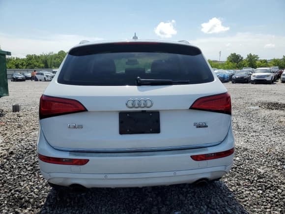 ✅ 2017 Audi Q5 Premium Plus • VIN: WA1L2AFP6HA030329 • Lot: 56880405. Wystawiony na Copart z przebiegiem 45 337 mil. Bezpłatny archiwum sprzedaży aukcyjnych z USA i szczegółowy raport historii pojazdu na DreamBid. Zdjęcie 6.