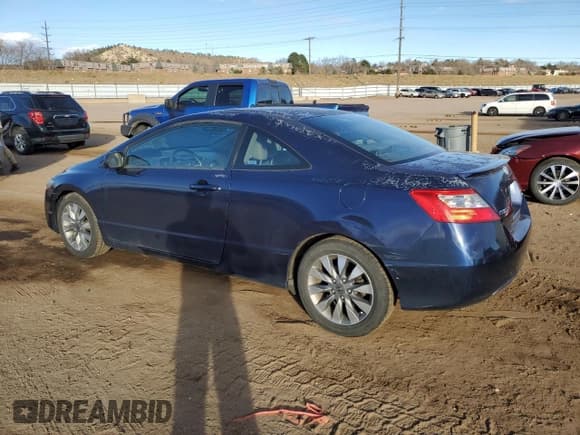 ✅ 2009 Honda Civic EX-L • VIN: 2HGFG12919H513128 • Лот: 93522865. Опубликован ранее на Copart с пробегом 101 300 миль. Бесплатный доступ к архиву аукционных продаж из США и подробный отчёт об истории автомобиля на DreamBid. Изображение 2.