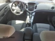 ✅ 2015 Chevrolet Cruze LS • VIN: 1G1PA5SH2F7206392 • Lot: 71945605. Listed on Copart with 118,136 mi. Free auction sales archive from the USA and detailed vehicle history report at DreamBid. Image 8.