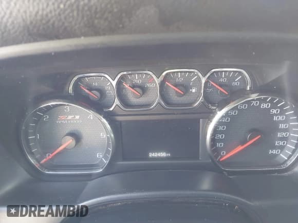 ✅ 2015 Chevrolet Silverado 2500HD LT • VIN: 1GC1KVEG7FF161176 • Lot: 42684231. Listed on IAAI with 242,456 mi. Free auction sales archive from the USA and detailed vehicle history report at DreamBid. Image 7.