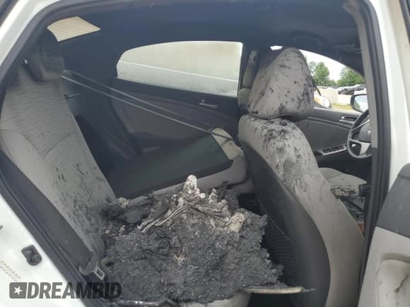 ✅ 2016 Hyundai Accent SE • VIN: KMHCT4AE8GU027838 • Лот: 58516094. Опубликован ранее на Copart с пробегом Не указан. Бесплатный доступ к архиву аукционных продаж из США и подробный отчёт об истории автомобиля на DreamBid. Изображение 10.